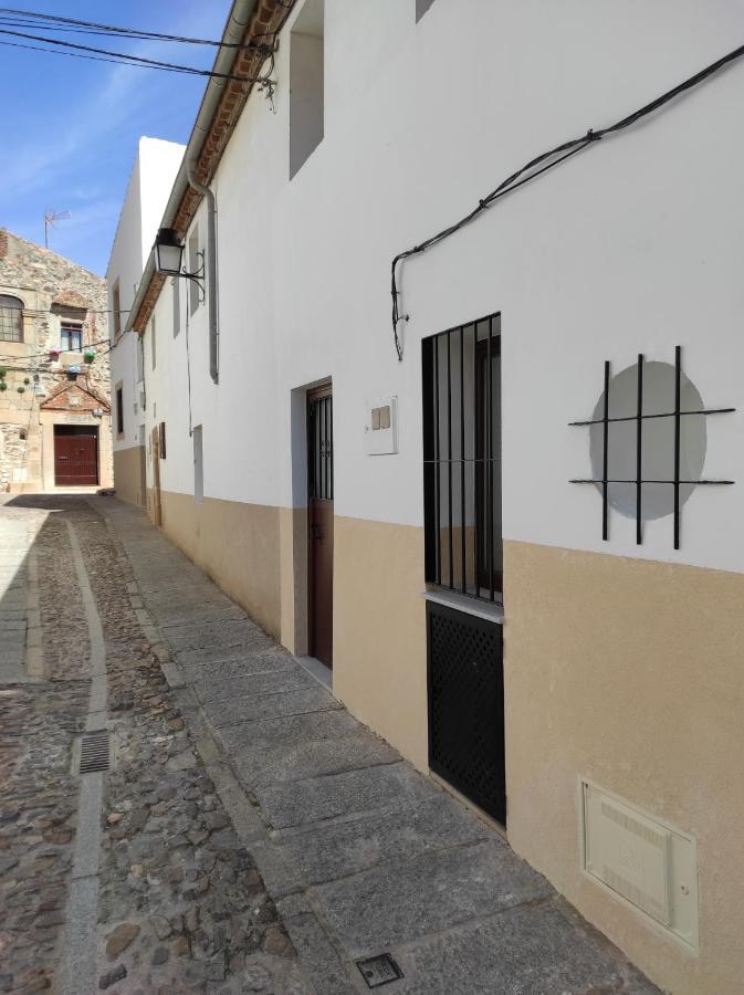 Apartamento Baluarte De Los Pozos Caceres Exterior photo